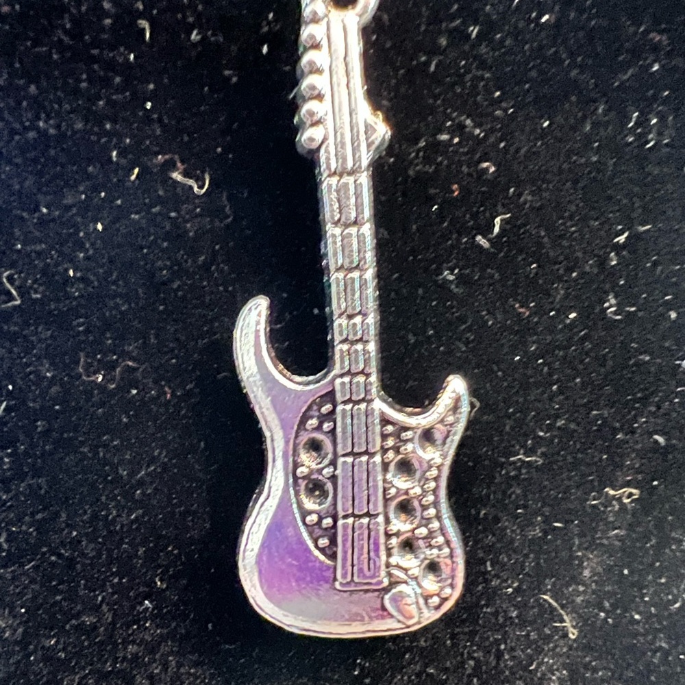 Silver Electric Guitar Necklace - Picture 2 of 3